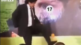 Maradona répond à Messi et jongle aussi avec une orange