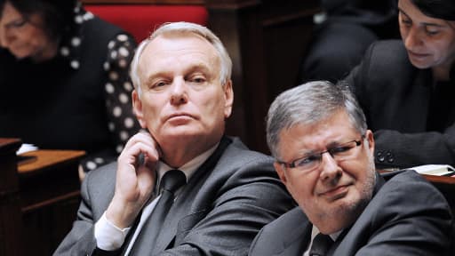 Le Premier ministre, Jean-Marc Ayrault, et le ministre des Relations avec le Parlement, Alain Vidalies, le 9 avril 2013.