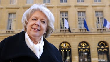 Marie-Jo Zimmermann le 24 novembre 2013 devant la mairie de Metz.