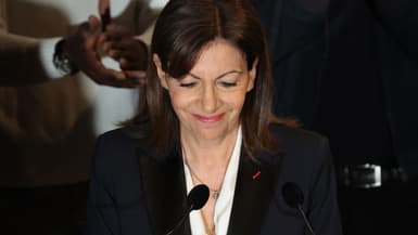 Anne Hidalgo, lors de son discours à l'issue du premier tour de l'élection présidentielle, dimanche 10 avril 2022