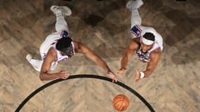 Joel Embiid et Guerschon Yabusele avec Philadelphie en janvier 2025