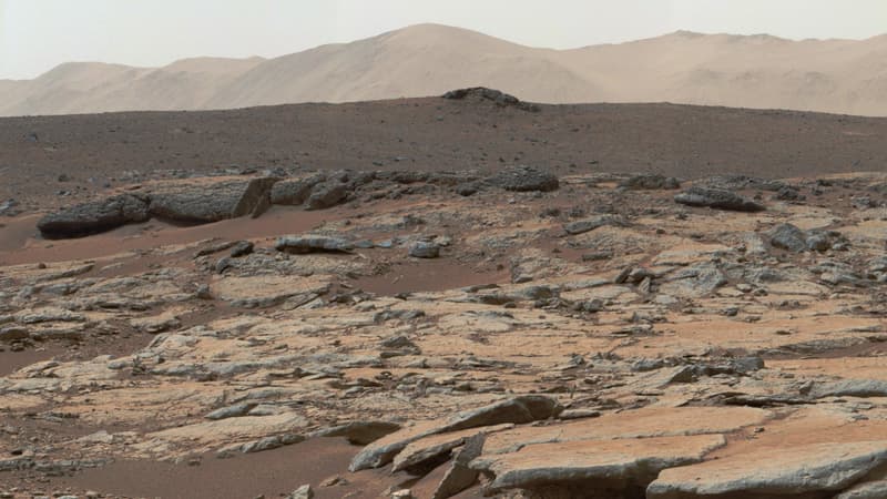 Image de Mars transmise par Curiosity, le 9 décembre 2013.