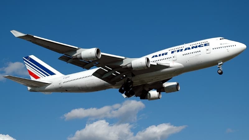 Les compagnies concurrentes d'Air France appellent les pilotes à accepter de changer leur manière de travailler. 