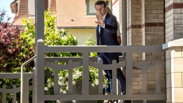 Emmanuel et Brigitte Macron quittent leur maison au Touquet le 11 juin 2017