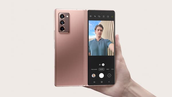 Le Samsung Galaxy Z Fold 2 5G Le Samsung Galaxy Z Fold 2 5G