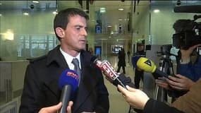 Crash d'un Airbus: "Nous pensons d'abord aux victimes", réagit Valls