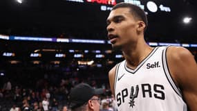 Victor Wembanyama avec les San Antonio Spurs, à Phoenix le 2 novembre 2023
