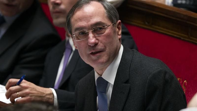 Des propos de Claude Guéant ont provoqué un tollé samedi au Parti socialiste qui a appelé à élever le débat de la campagne présidentielle. Le ministre de l'Intérieur s'est opposé vendredi soir à la proposition socialiste d'accorder le droit de vote et d'é