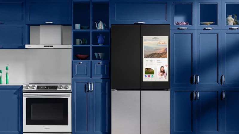 "Samsung, ouvre-toi !": le géant coréen glisse de l'IA dans ses réfrigérateurs pour mieux cuisiner et pouvoir ouvrir ou fermer leurs portes à la voix