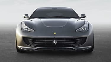 La succession de la FF est assurée avec la GTC4Lusso, plus puissante et musclée.