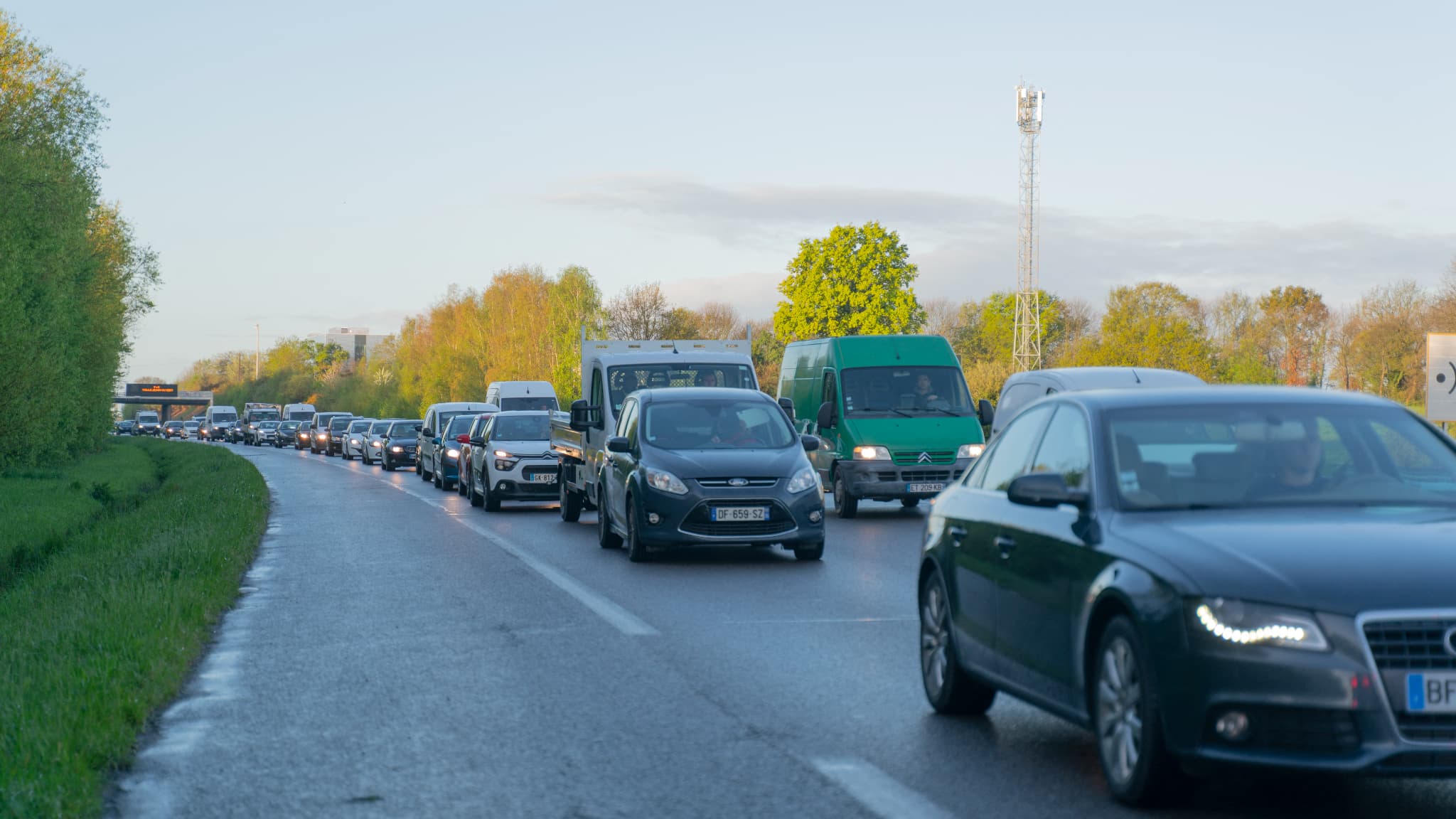 RENNES ADOPTE UN PLAN POUR LUTTER CONTRE LE DÉRÈGLEMENT CLIMATIQUE