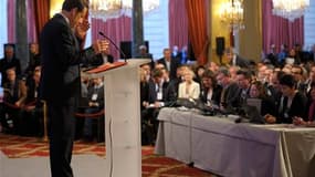 Lors d'une conférence de presse à l'Elysée, Nicolas Sarkozy a déclaré que la France n'avait pas pris la juste mesure de la révolte des Tunisiens qui a conduit au départ du président Zine Ben Ali. /Photo prise le 24 janvier 2011/REUTERS/Philippe Wojazer