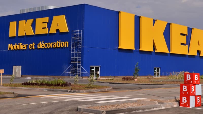 En juin 2015, Ikea a annoncé qu'il allait étendre la vente en ligne avec livraison à domicile aux 28 pays où il est présent.