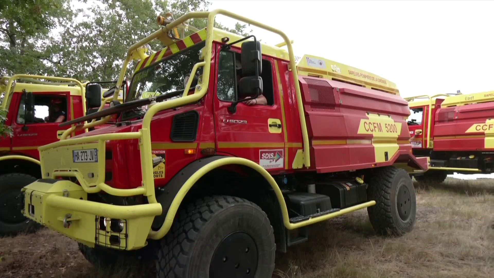 Un camión de bomberos del GIFF en Gironda, julio de 2025.