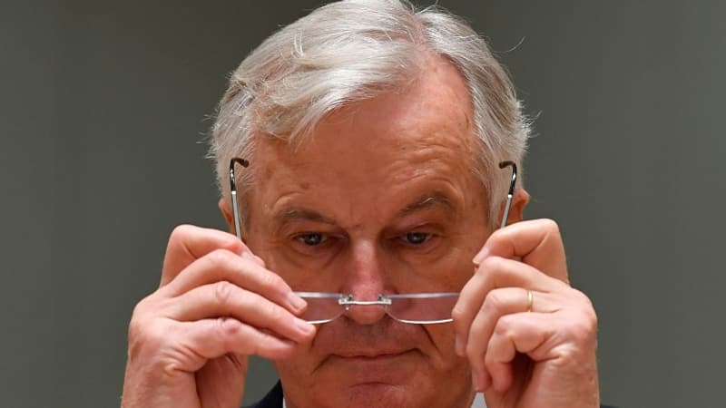 Pêche: Barnier dénonce la "flibusterie politique" des Britanniques
