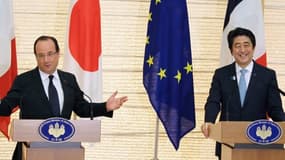 François Hollande et Shinzo Abe lors de leur conférence de presse commune