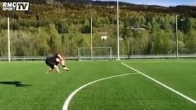 Un freestyler marque une lucarne… en salto arrière