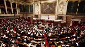 Les députés entament ce mardi l'examen du projet de réforme bancaire du gouvernement, un texte promis par François Hollande avant son élection pour limiter les dérives des établissements de crédit mais dont la portée réelle est limitée. /Photo prise le 29