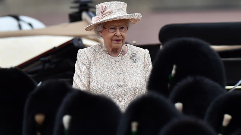 La reine Elizabeth II lors de la Queen's Birthday Parade à Londres, en juin 2015.