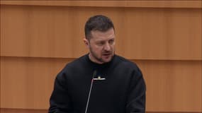 Volodymyr Zelensky prend la parole devant le Parlement européen.