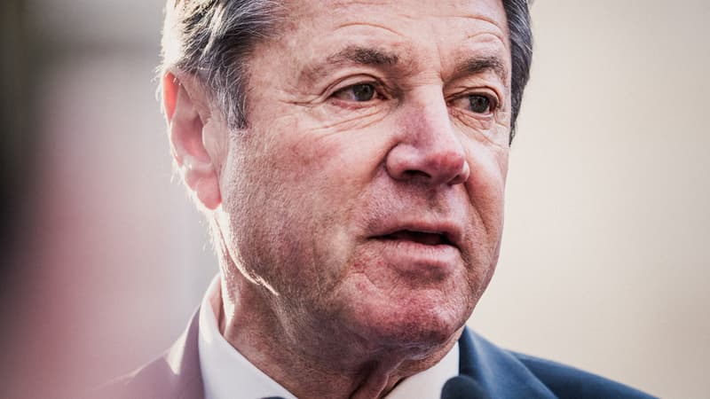 "Je suis victime d'une barbouzerie inédite": Christian Estrosi réagit à l'accrochage d'une tête de porc sur le portail de son domicile à Nice