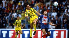 Nicolas Ouédec face à José Cobos lors de Nantes-PSG le 19 août 1994