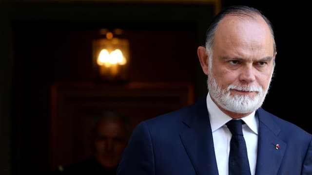 https://images.bfmtv.com/YMK9rJQoeMZCXGkmC79Q4CVW9zE=/0x2:768x434/640x0/images/L-ancien-Premier-ministre-Edouard-Philippe-le-28-juin-2022-a-Paris-1512635.jpg