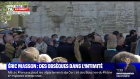 Les obsèques d'Éric Masson, policier tué à Avignon, se déroulent dans l'intimité à Bédarrides