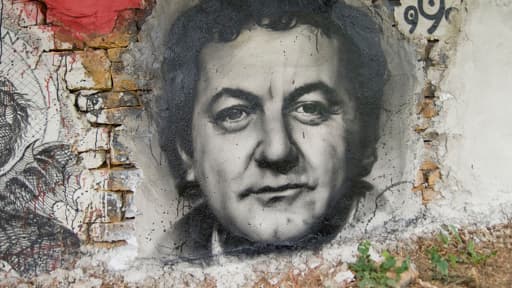 Coluche a fondé les Restos du Coeur en 1985.