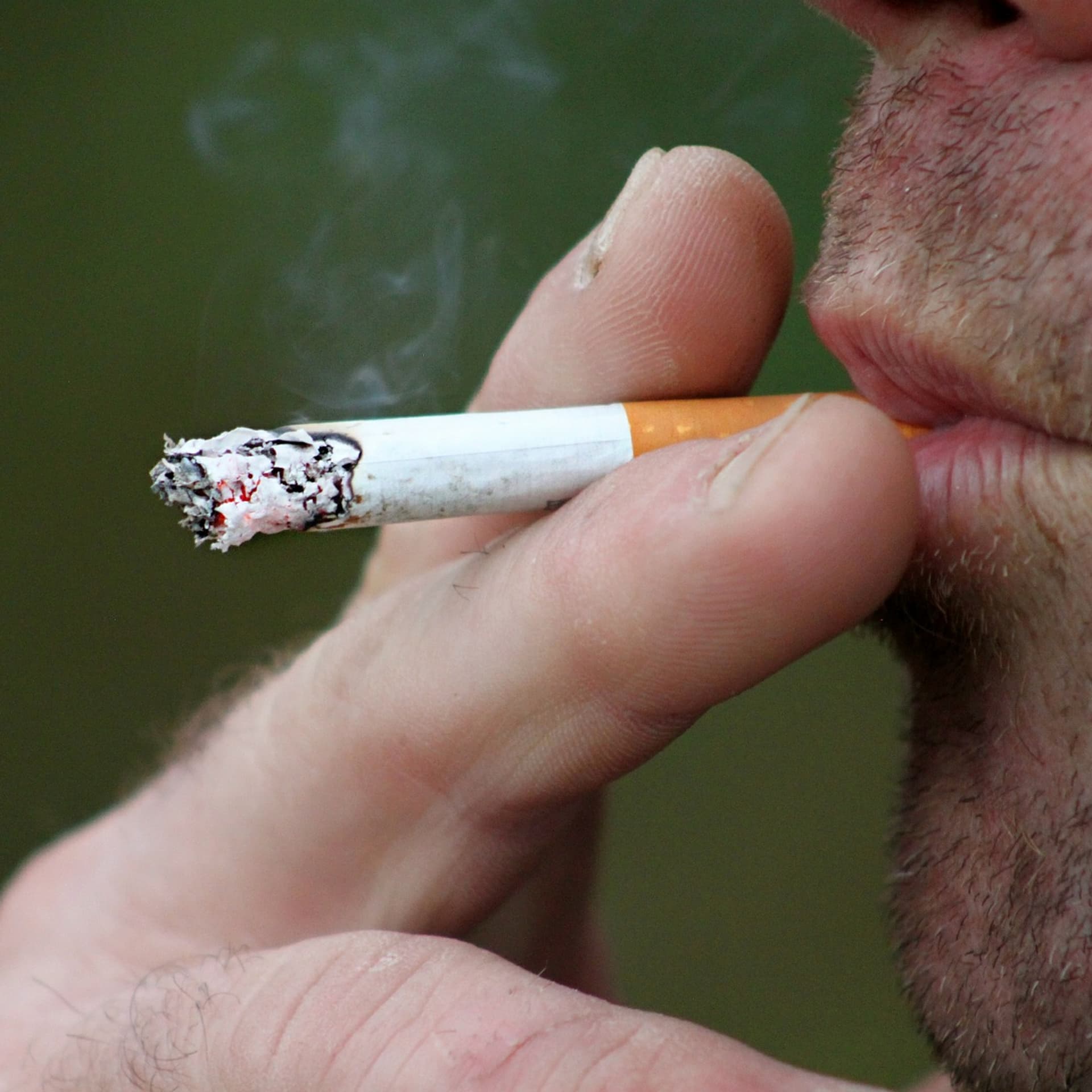 elfbar nachfüll pod läuft aus Que disent réellement les autorités britanniques sur la cigarette  électronique ? main image 0