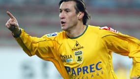 Viorel Moldovan sous les couleurs du FC Nantes en 2004.