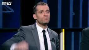 Vestiaire - Quand les fans du PSG ont refusé un maillot de Sylvain Armand ... et l'ont renvoyé déchiré sur le terrain