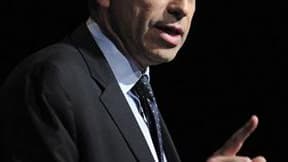 Jean-François Copé minimise la portée d'un sondage plaçant Marine Le Pen en tête du premier tour de l'élection présidentielle en 2012, devant Nicolas Sarkozy (avec respectivement 23% et 21% des voix). Le secrétaire général de l'UMP a invité la majorité à