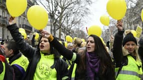 Manifestation de femmes gilets jaunes à Paris le 6 janvier 2019