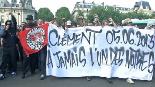 Un rassemblement à l'appel du Parti de gauche se tient ce jeudi soir, place Saint-Michel, à Paris.