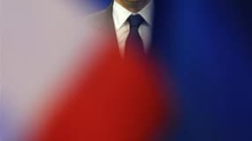 Nicolas Sarkozy progresse de 4,5 points en deux semaines dans les intentions de vote au premier tour de l'élection présidentielle et se rapproche avec 27,5% de François Hollande, selon la dernière vague du sondage LH2-Yahoo publiée dimanche. /Photo prise