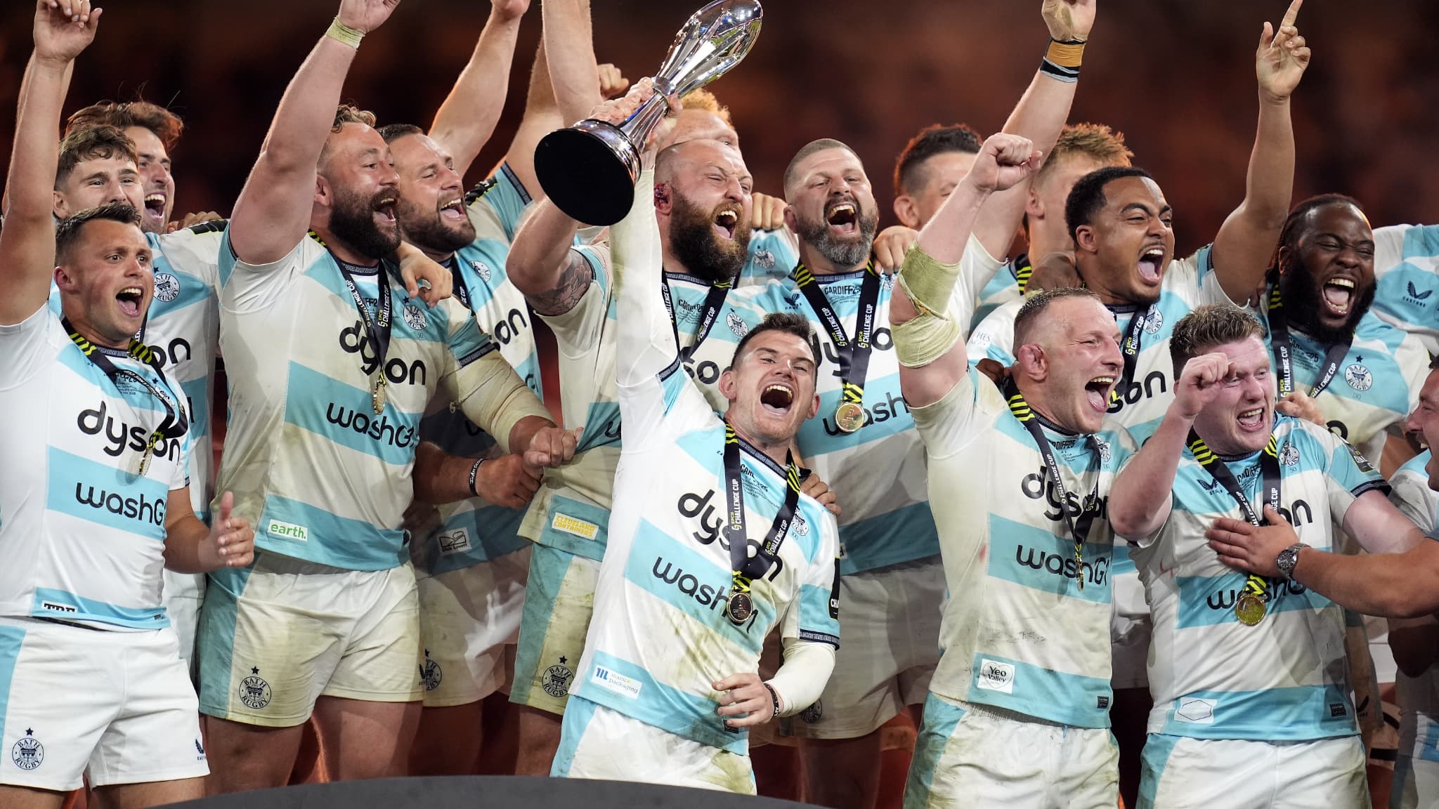 Bath a remporté la Challenge Cup face à Lyon, le 23 mai 2025. Bath a remporté la Challenge Cup face à Lyon, le 23 mai 2025.