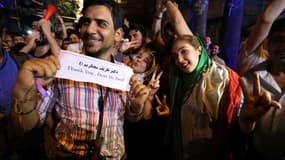 A Téhéran, des centaines de personnes sont sortie dans la rue pour manifester leur joie après la signature de l'accord sur le nucléaire.