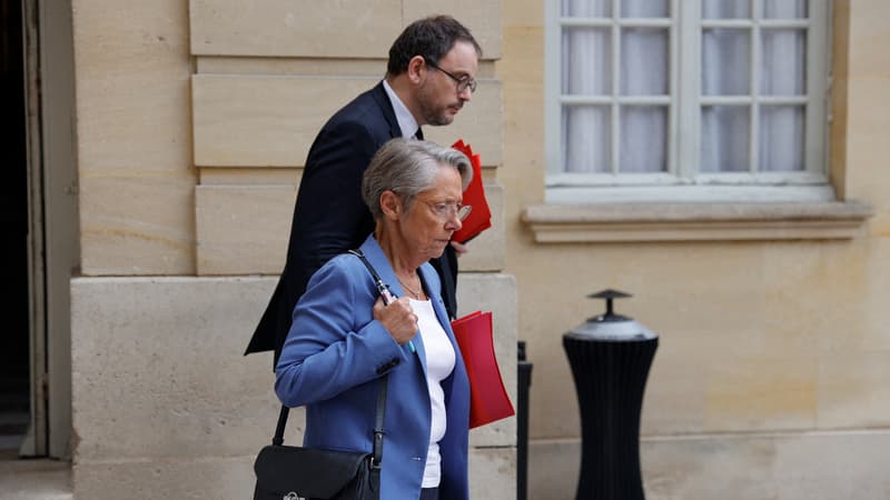 Elisabeth Borne et Aurélien Rousseau, à Matignon le 30 juin 2023