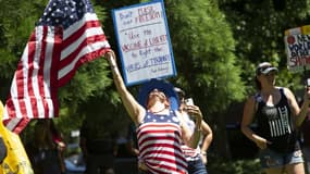 Des manifestants anti-masque le 26 juin à Washington. 