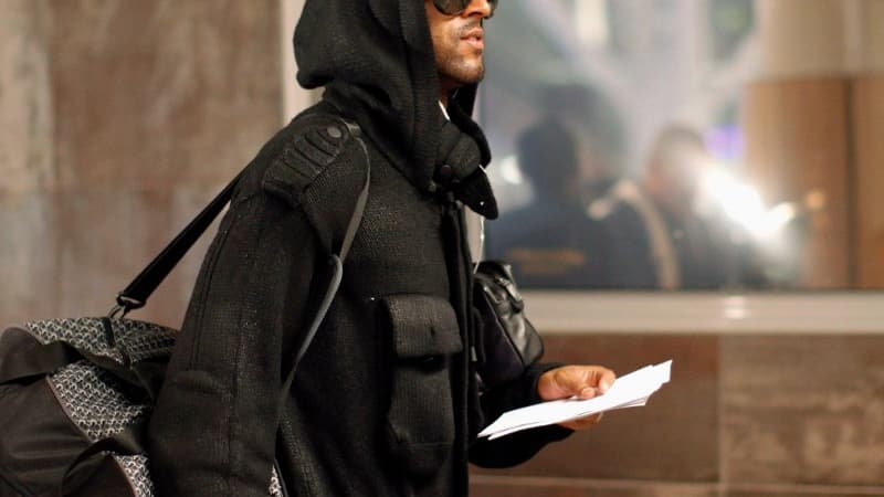 Nicolas Anelka à l'aéroport d'Heathrow
