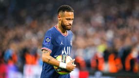 Neymar tête basse pendant OM-PSG