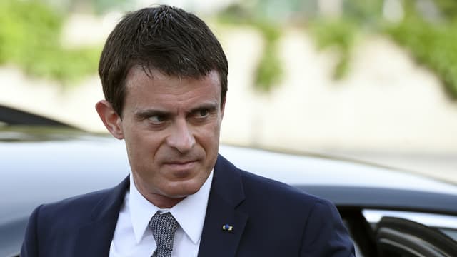 Manuel Valls a plaisanté sur un éventuel remaniement, ce lundi, en marge d'un déplacement à Lyon.