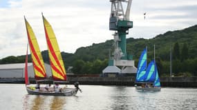 Pour cette initiation, les participants navigueront une trentaine de minutes à bord de goélette de 7,50 mètres.