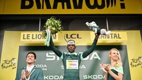 Et si le sprinteur érythréen Biniam Girmay, ici avec son maillot vers, le 10 juillet 2024, mettait encore tout le monde d'accord sur la ligne d'arrivée ? 