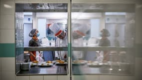 Quatorze personnes ont été condamnées mercredi à Paris à des peines allant de 10 mois de prison avec sursis à 30 mois ferme pour avoir escroqué des organismes paritaires de formation professionnelle entre 2009 et 2014.