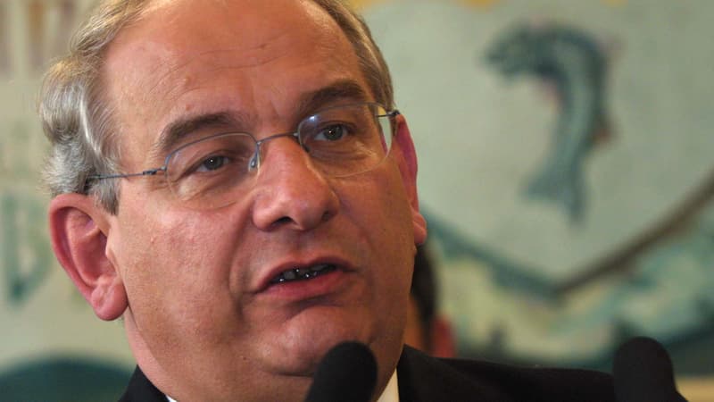 Michel Delebarre, maire de Dunkerque,  le 01 juin 2002