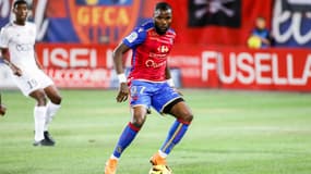 Aaron Boupendza en 2018 avec le Gazélec