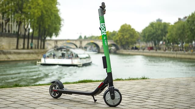 Txfy débarque à Paris