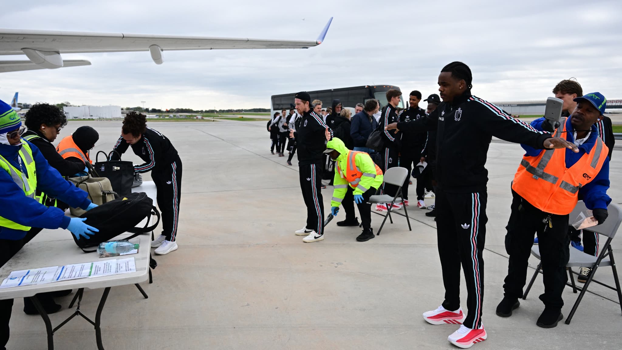 Belgium: the funny experience of the Red Devils on the tarmac of Atlanta Airport
